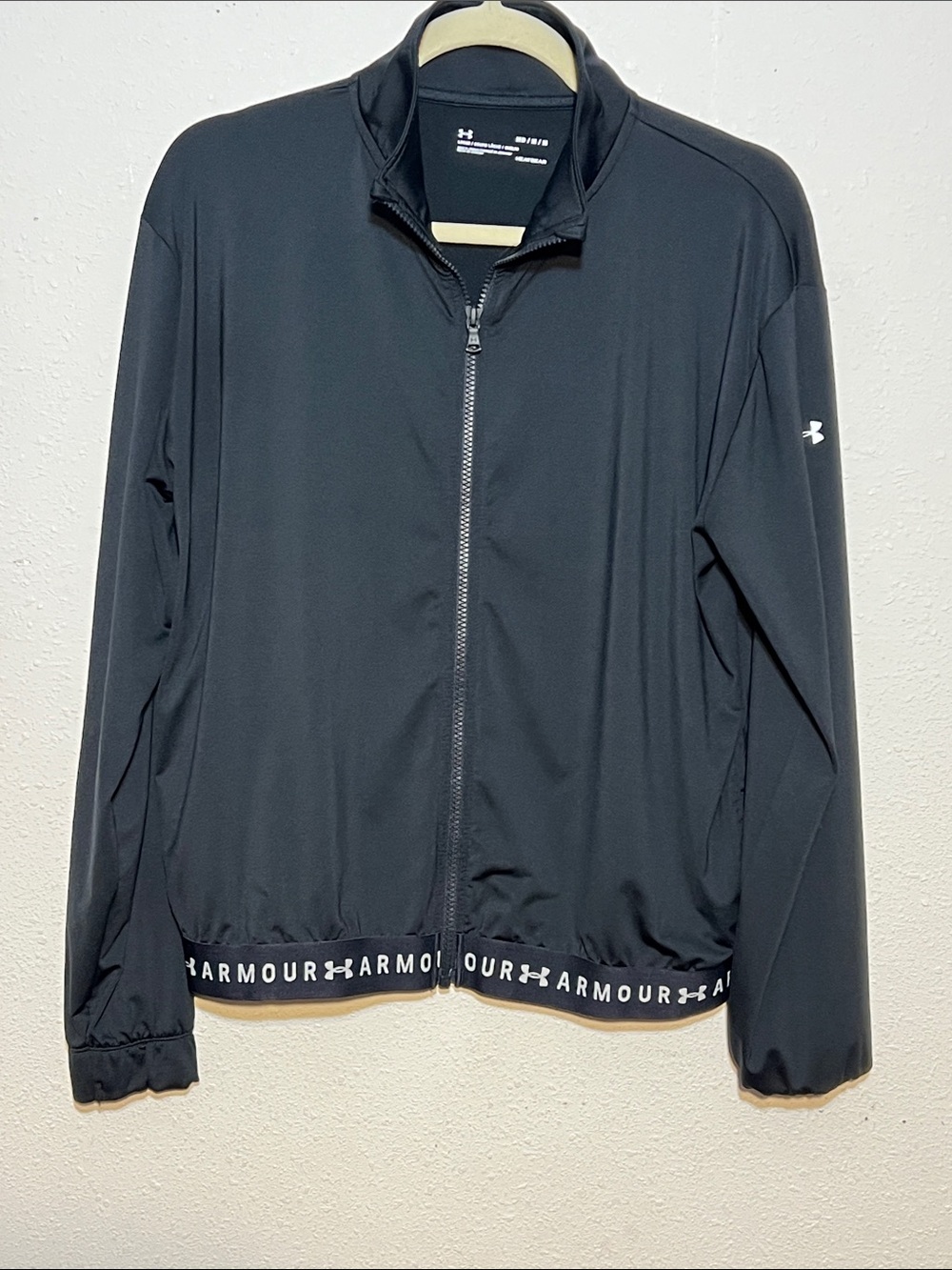Under Armour Women's HeatGear Armour Full Zip jacket Size Medium